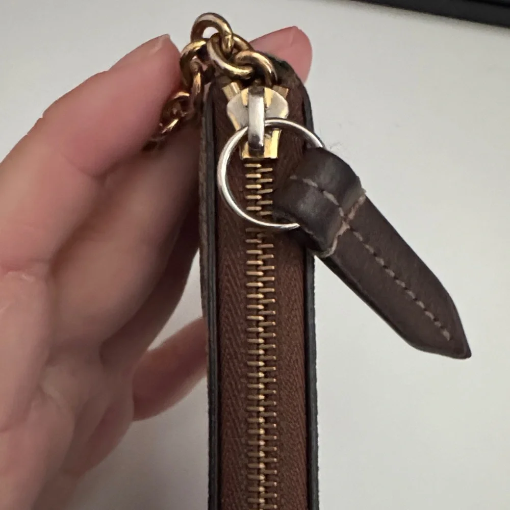 Gucci Beige and Brown Key & Card Holder - Picture 10 of 11